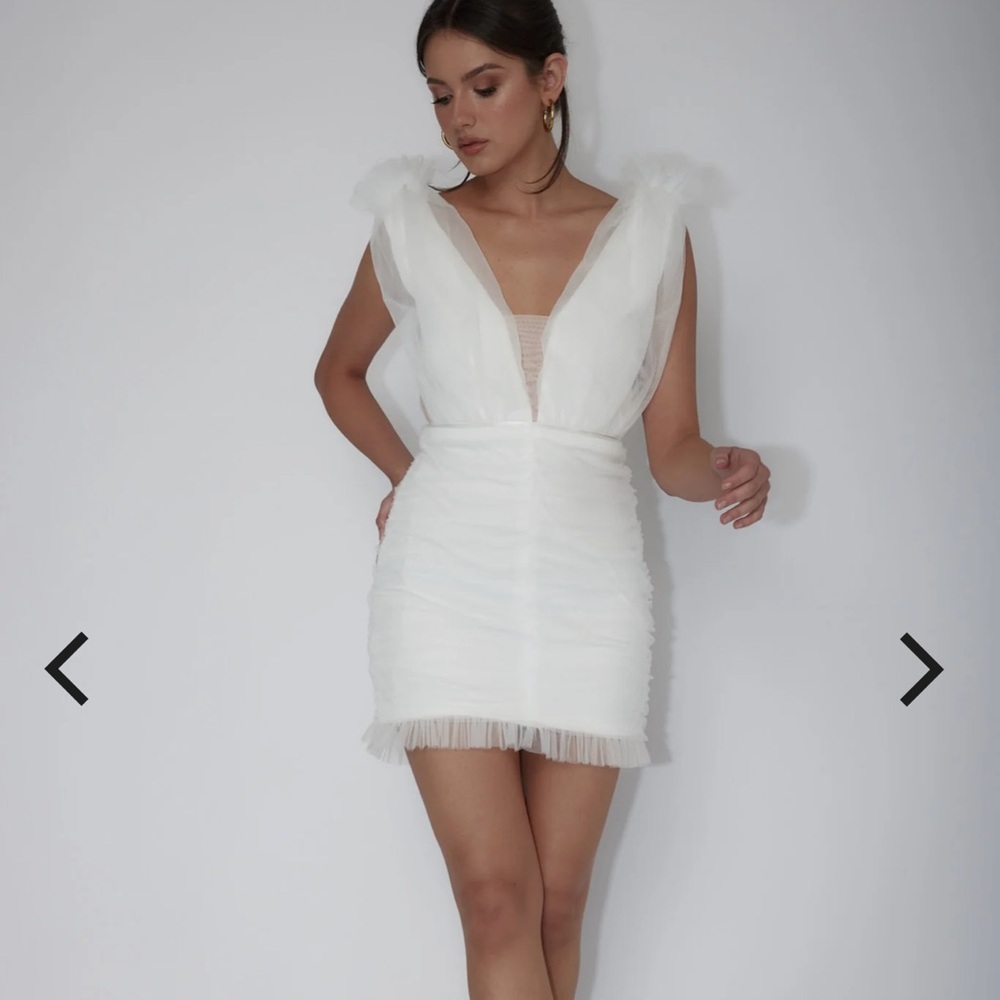 Selfie Leslie White Plunge Bodycon Mini Dress